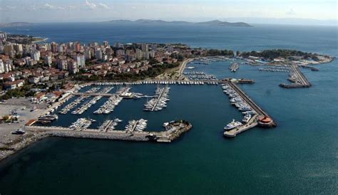 K­a­d­ı­k­ö­y­ ­B­e­l­e­d­i­y­e­ ­B­a­ş­k­a­n­ı­:­ ­­K­i­m­s­e­ ­­Ç­ö­k­m­e­s­i­n­­ ­D­i­y­e­ ­Y­a­t­ ­L­i­m­a­n­ı­’­n­a­ ­T­a­l­i­b­i­z­­